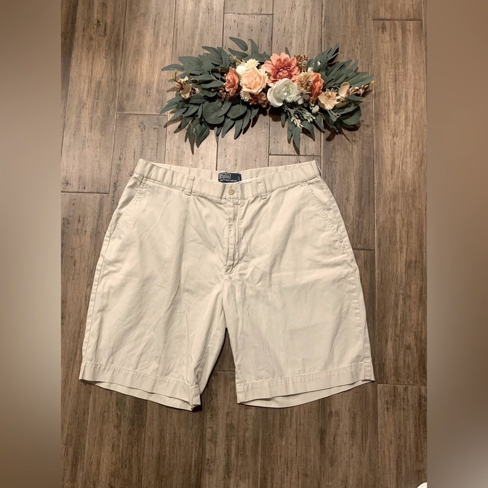 Item Men’s Polo Flat Front Khaki Shorts